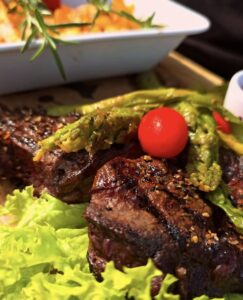 danie główne, stek z warzywami