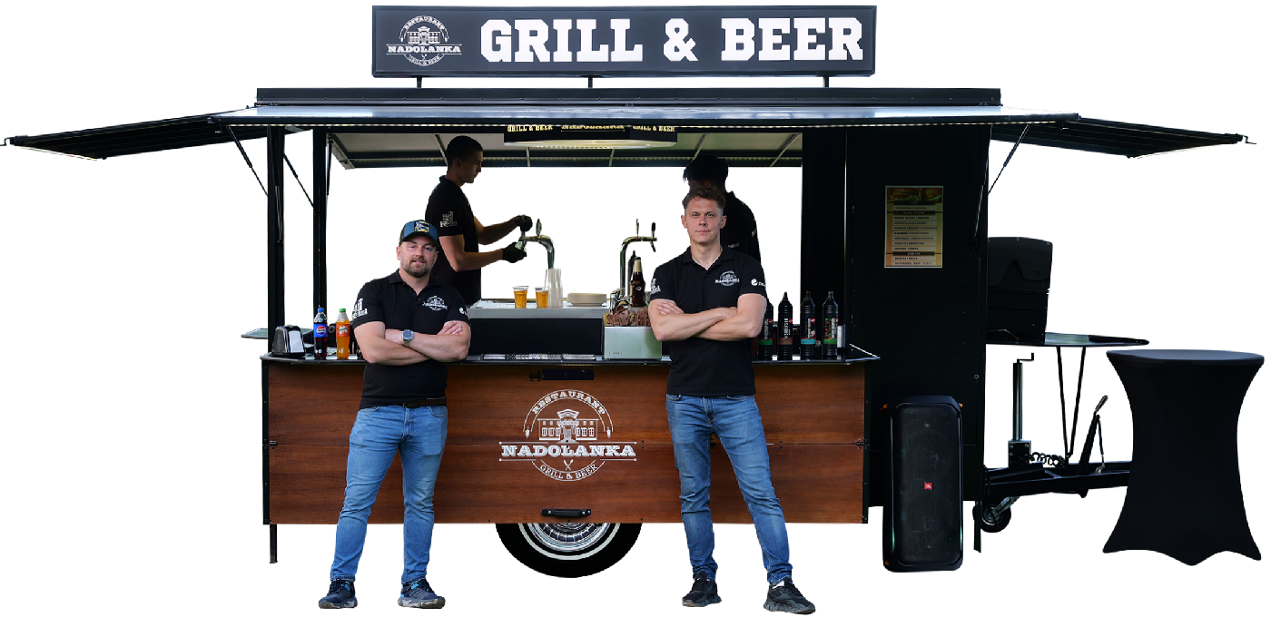 przyczepa cateringowa z właścicielami restauracji