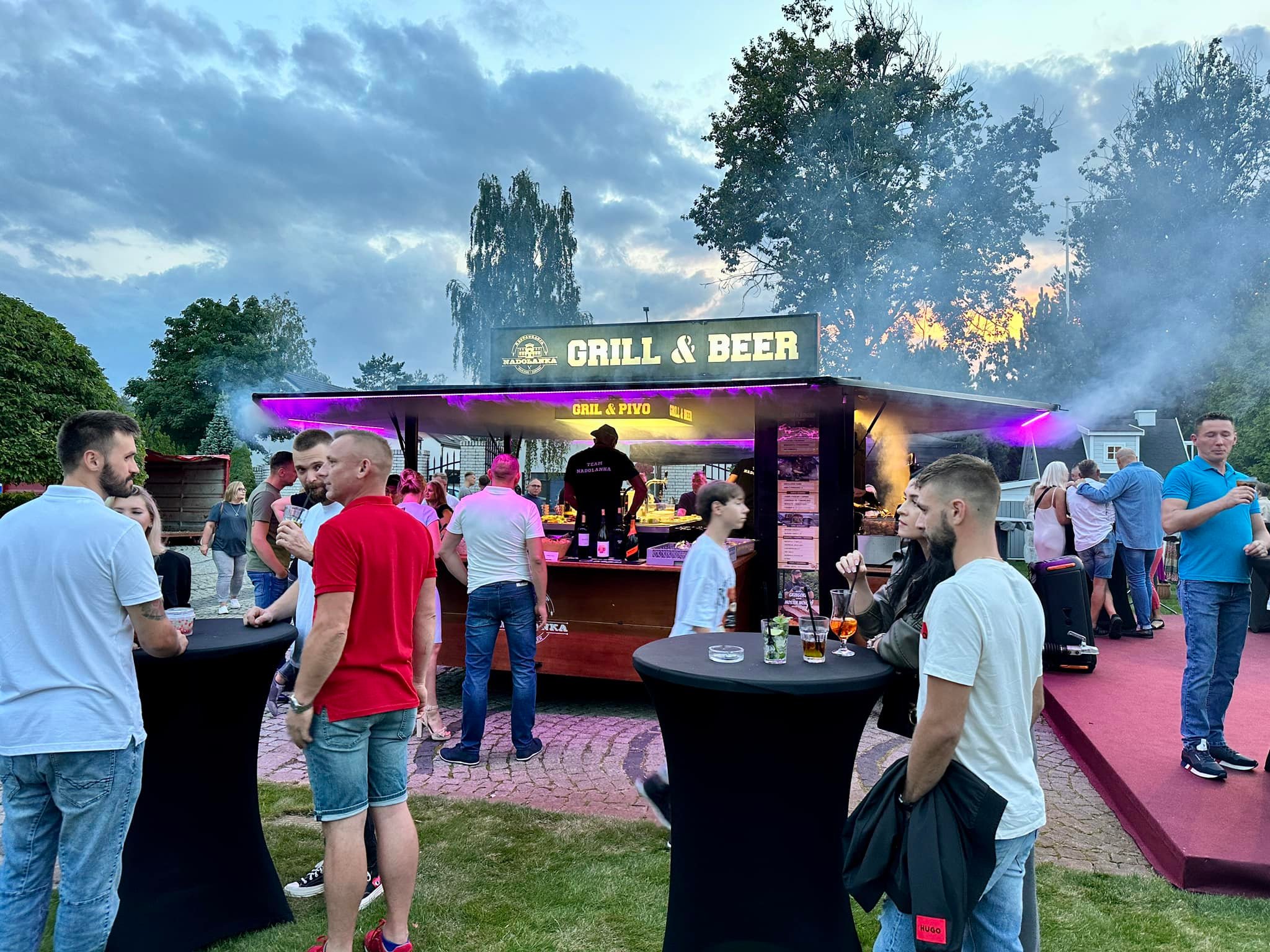 Ile kosztuje catering na 50 osób w 2026 roku?
